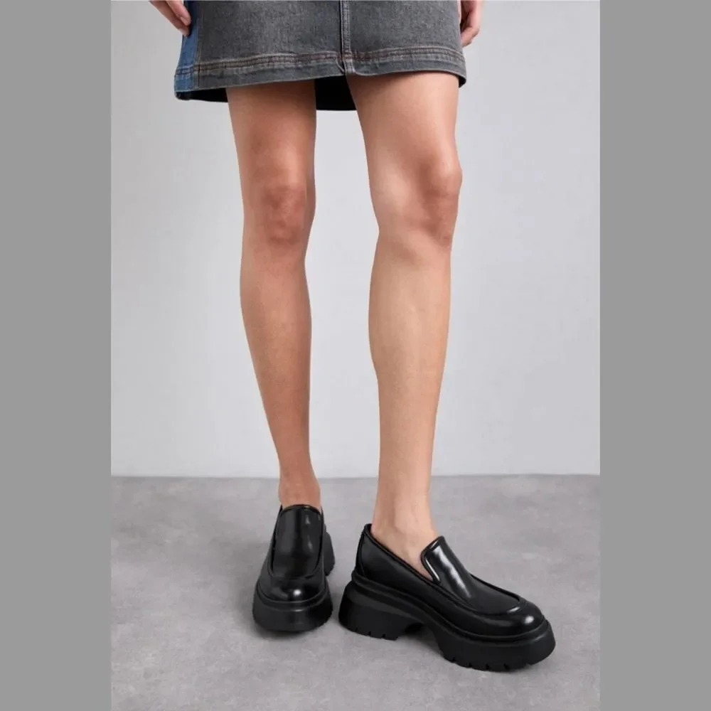 NWT Michael Kors Black Leather Platform Loafers Shiloh Extreme Lug Chunky Shoe